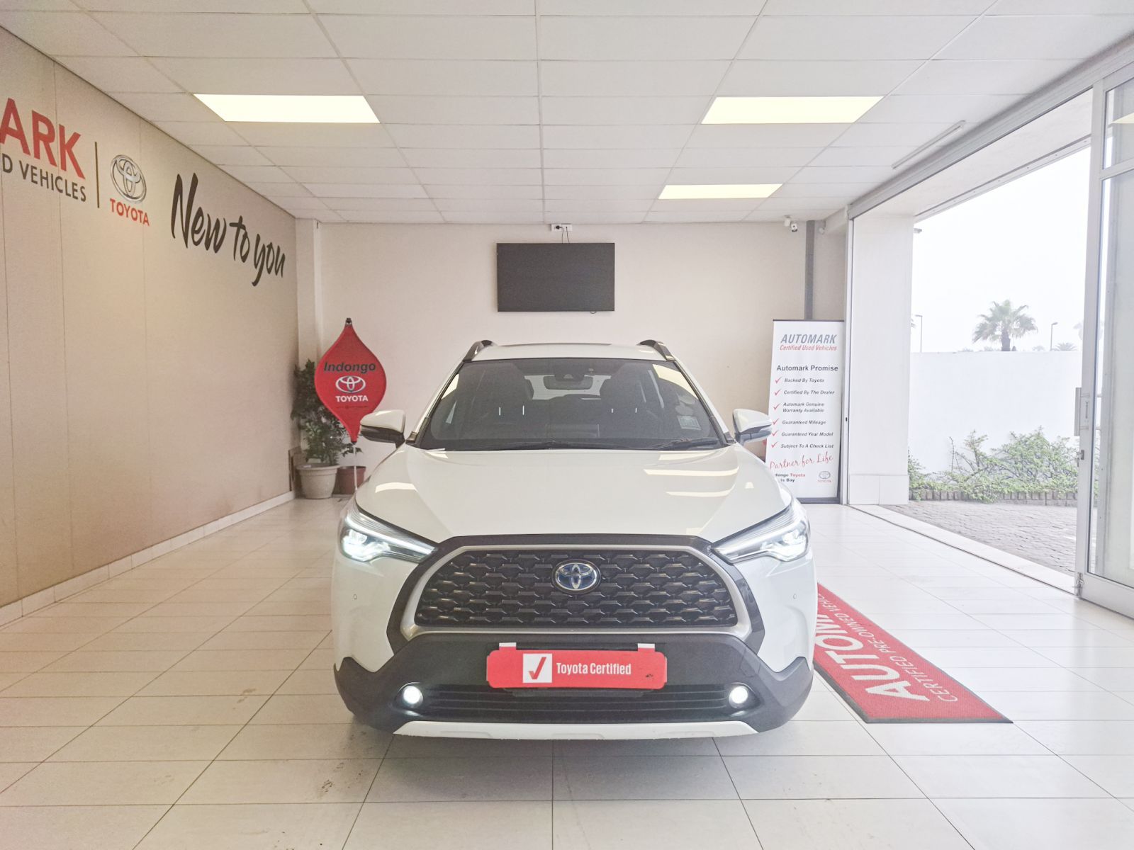 2023 Toyota Corolla photo 2
