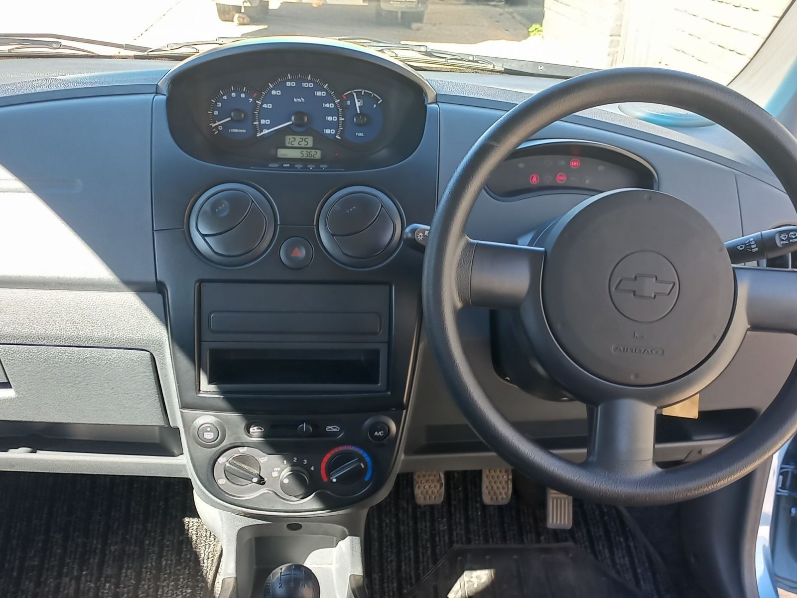 2013 Chevrolet Spark Lite photo 10