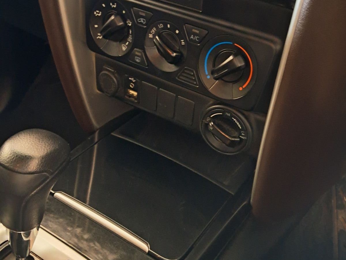 2020 Toyota Fortuner photo 9