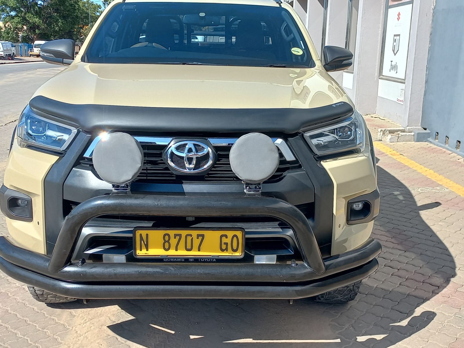 2022 Toyota Hilux photo 3