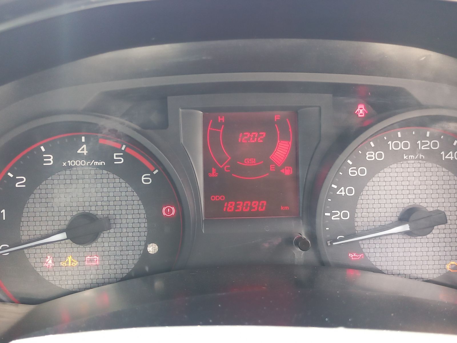 2019 Isuzu D-MAX photo 5