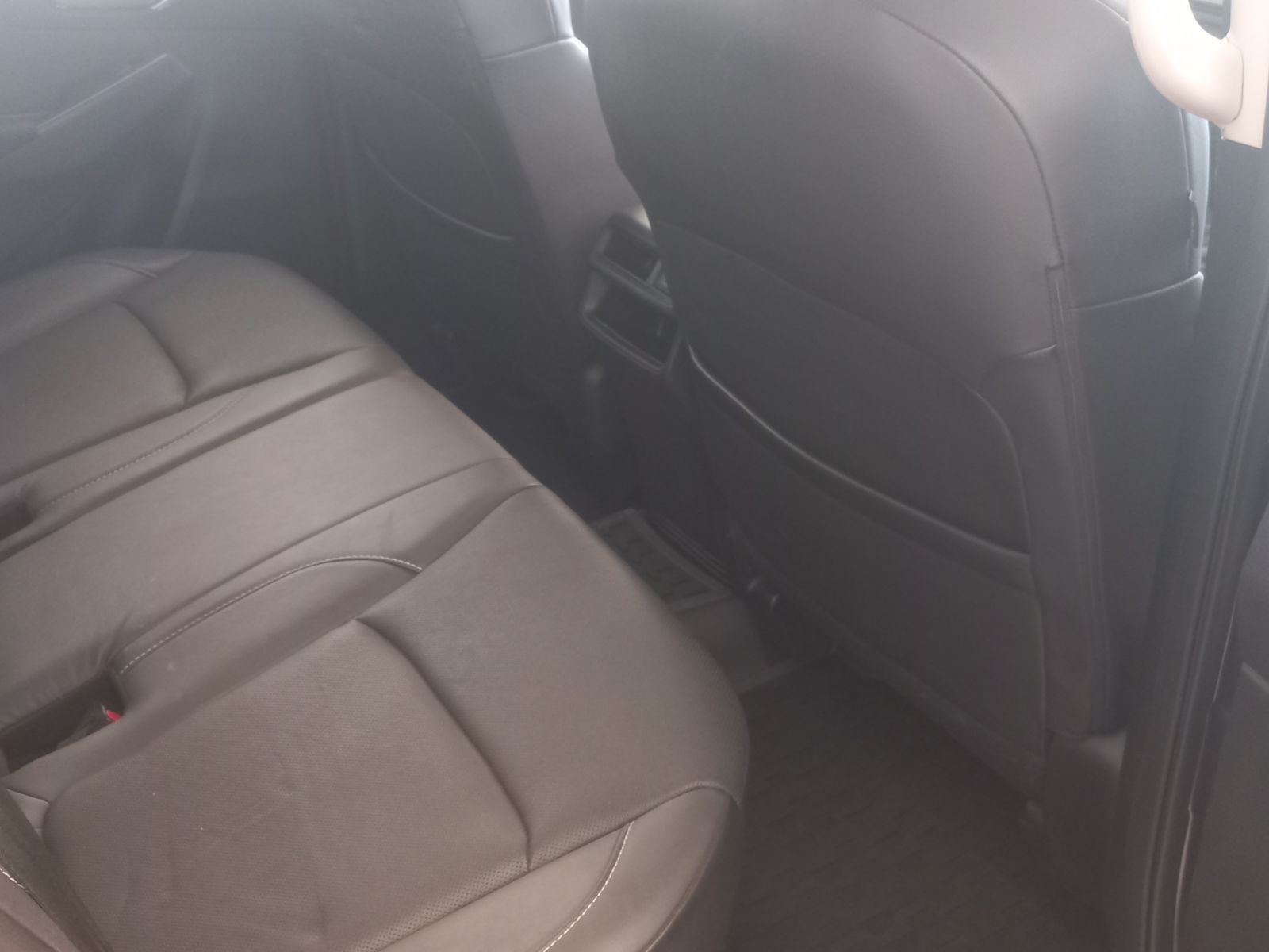 2024 Isuzu D-MAX photo 9