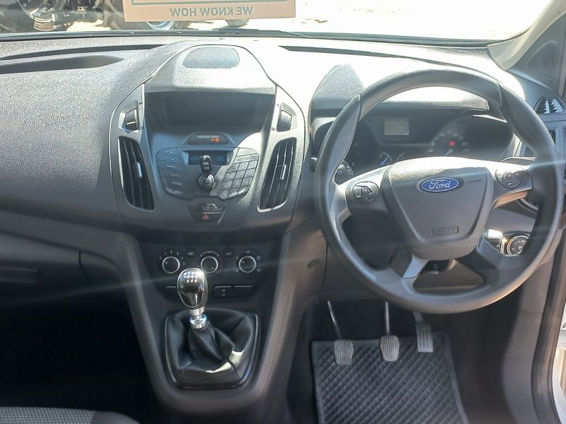 2015 Ford Tourneo photo 7