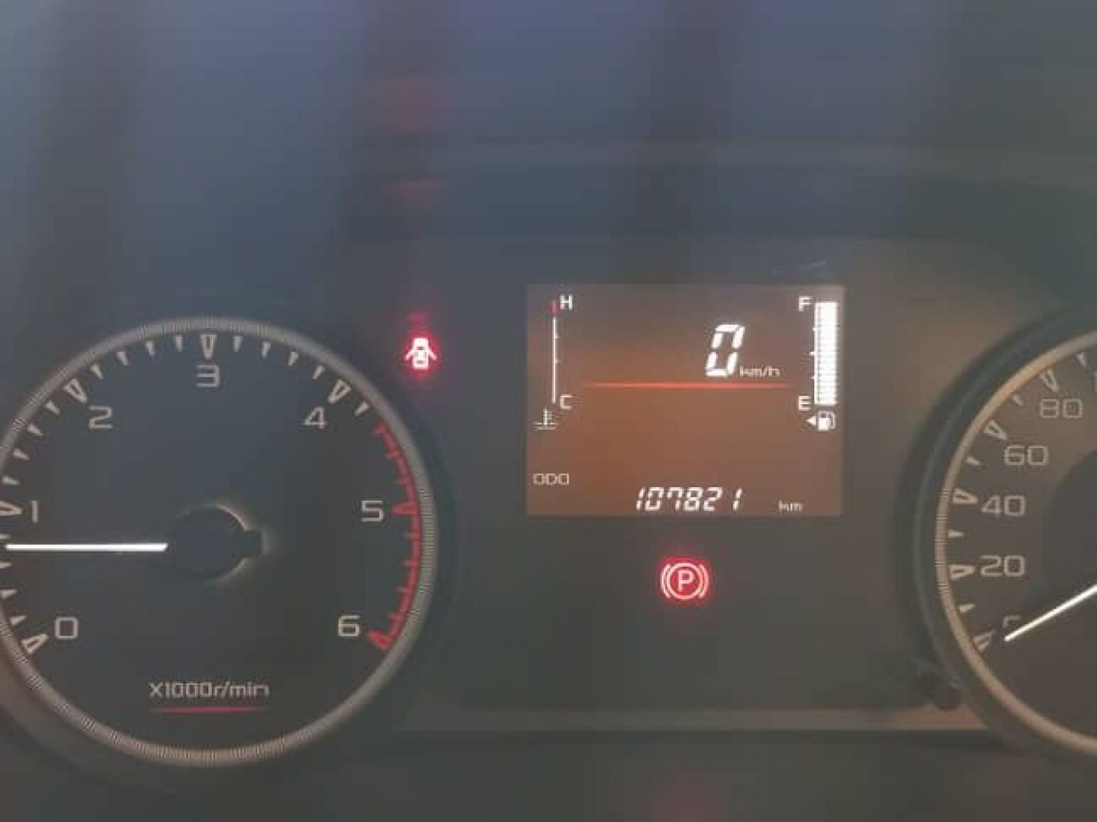 2023 Isuzu D-MAX photo 6