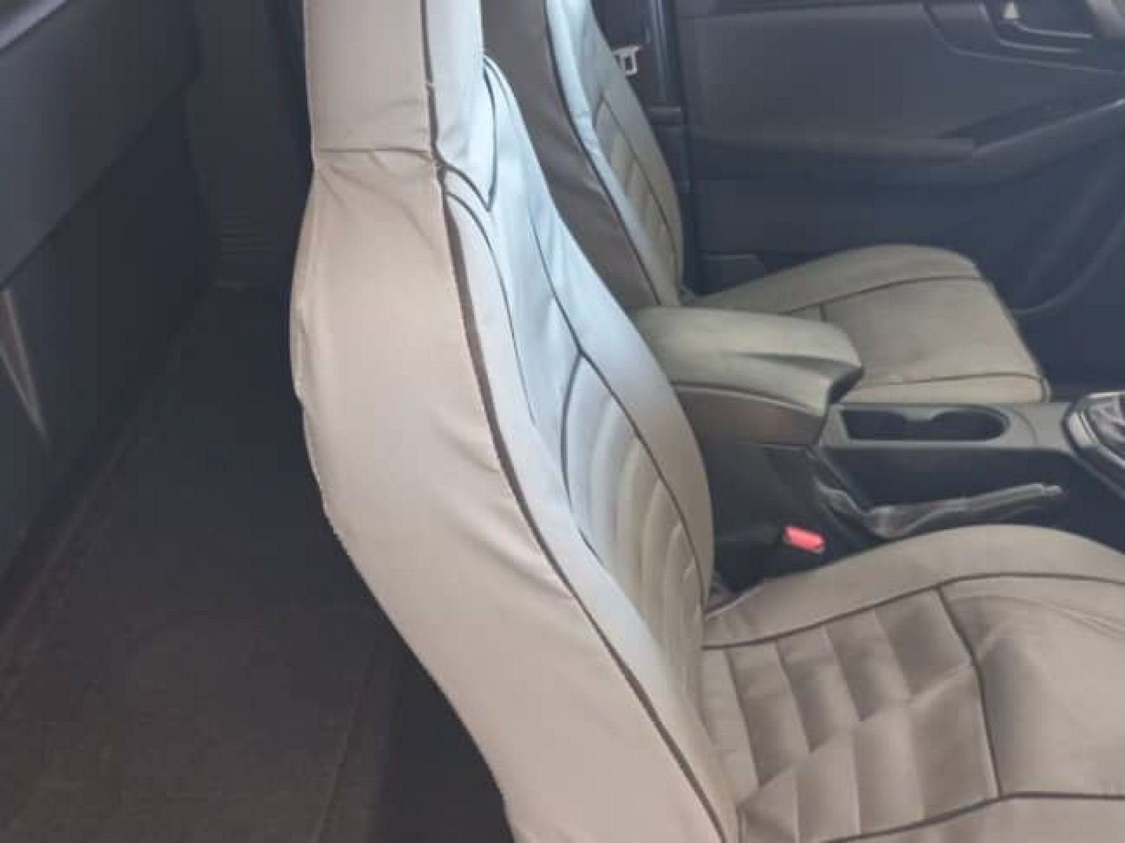 2023 Isuzu D-MAX photo 8