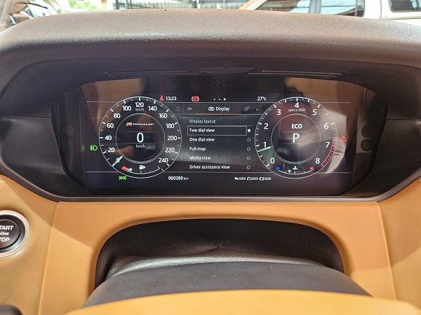 2018 Land Rover Range Rover photo 11