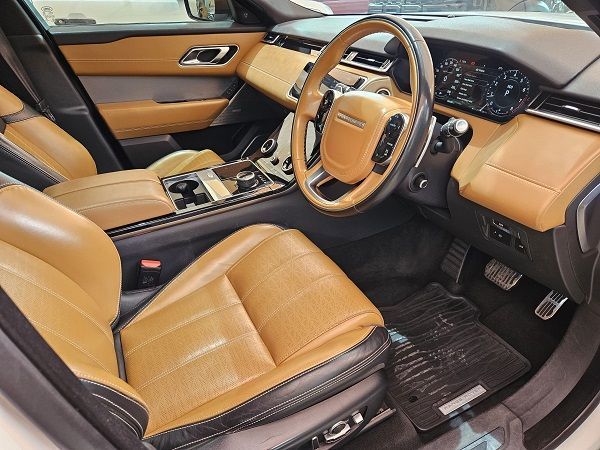 2018 Land Rover Range Rover photo 7