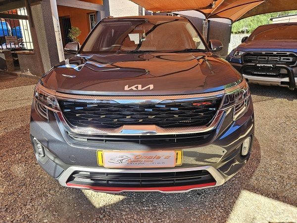 2023 Kia Seltos photo 5