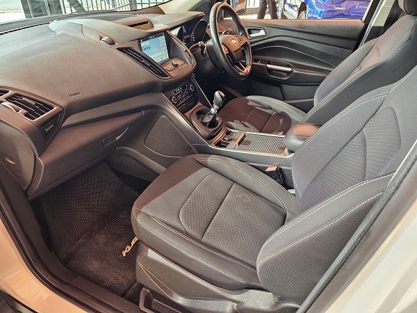 2020 Ford Kuga photo 10