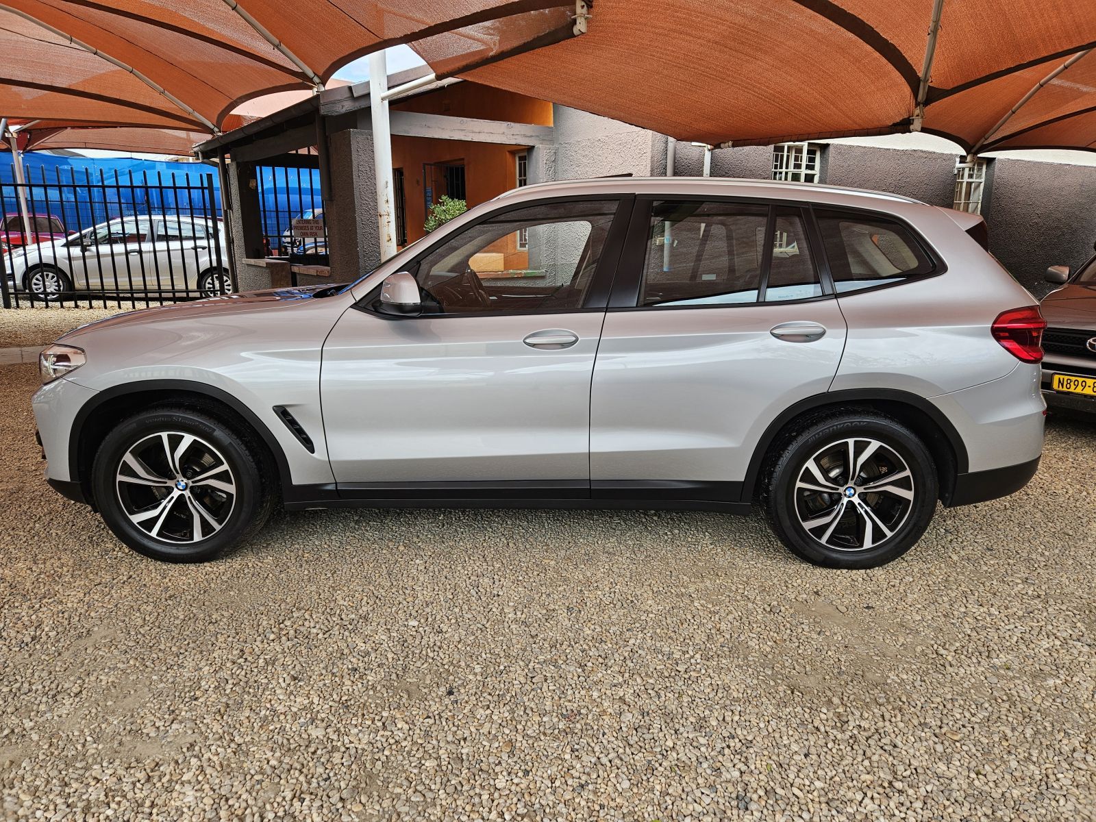 2018 BMW X3 photo 2