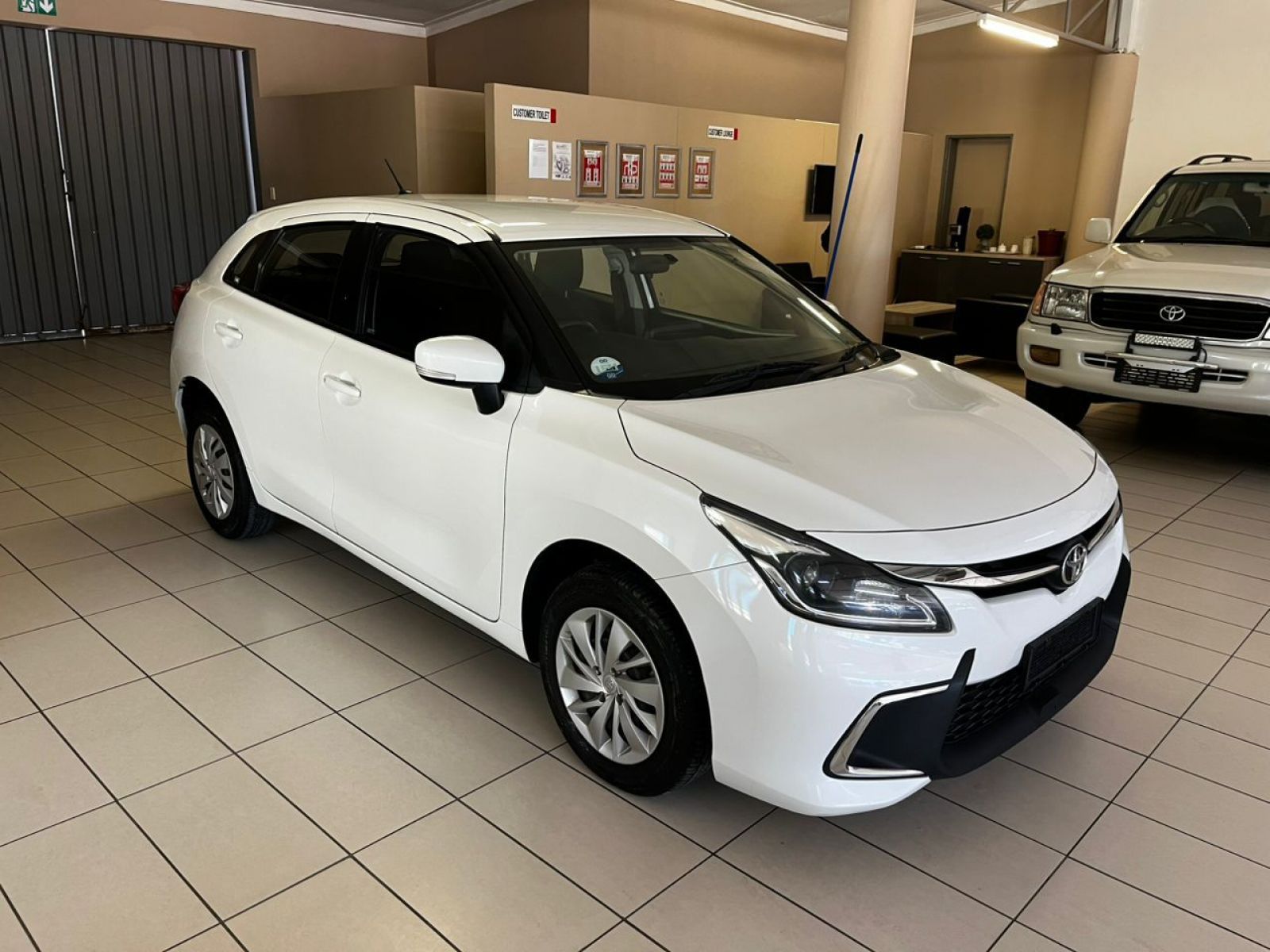 2023 Toyota Starlet photo 1
