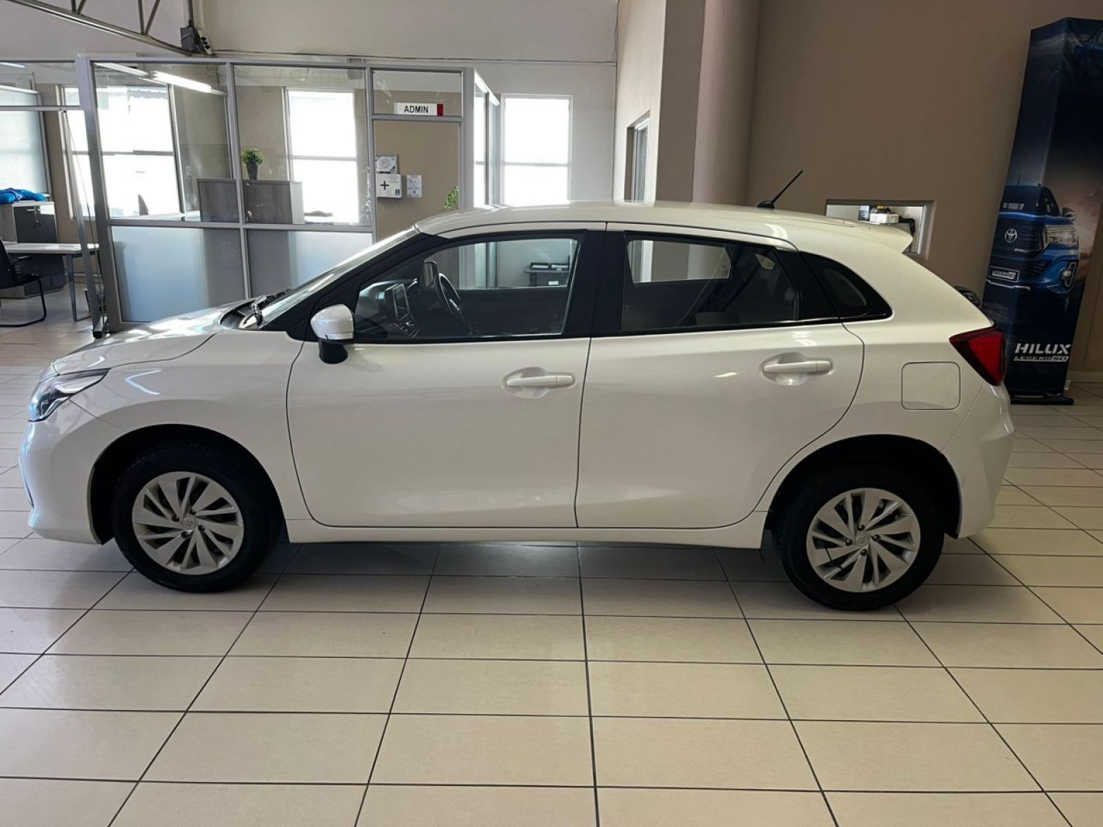 2023 Toyota Starlet photo 5
