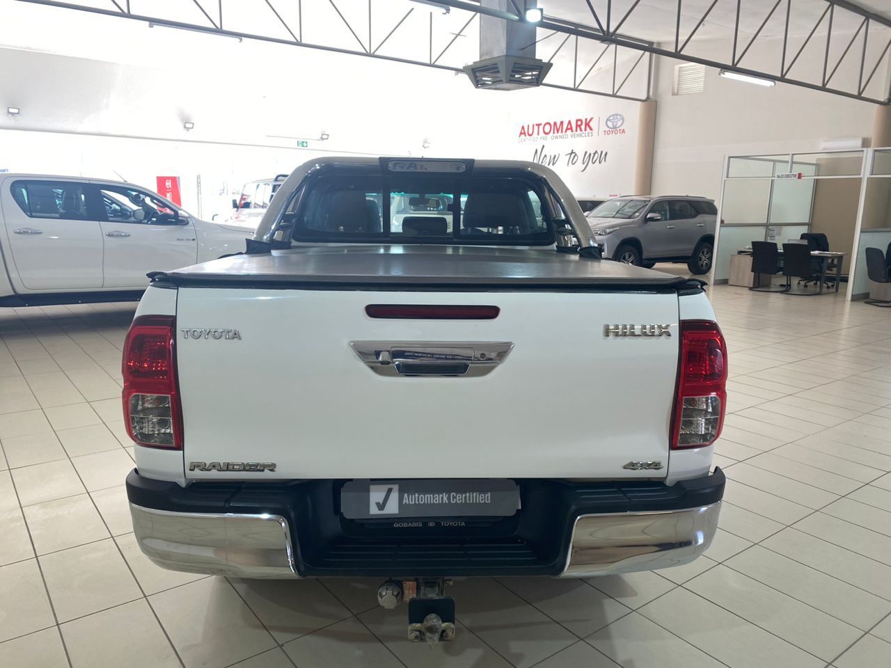 2019 Toyota Hilux photo 4