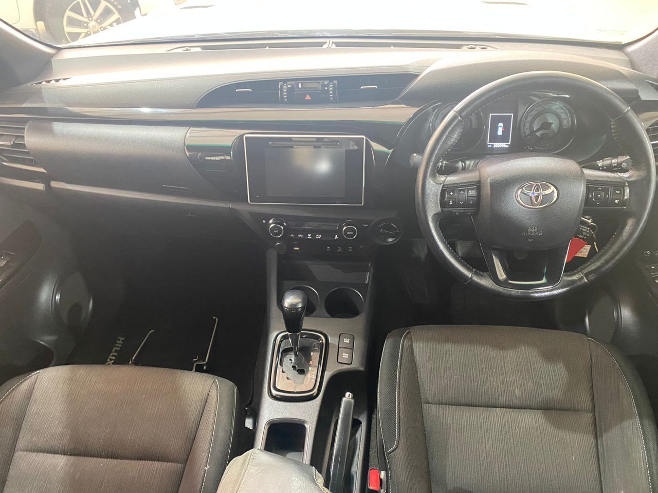 2019 Toyota Hilux photo 6