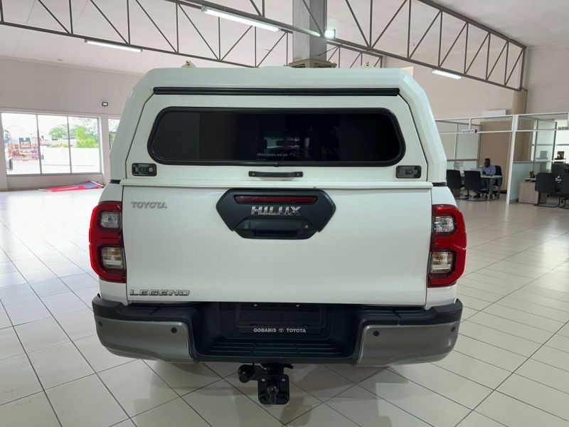 2021 Toyota Hilux photo 5