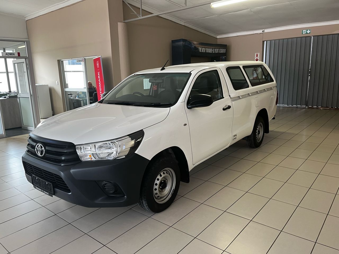 2024 Toyota Hilux photo 4