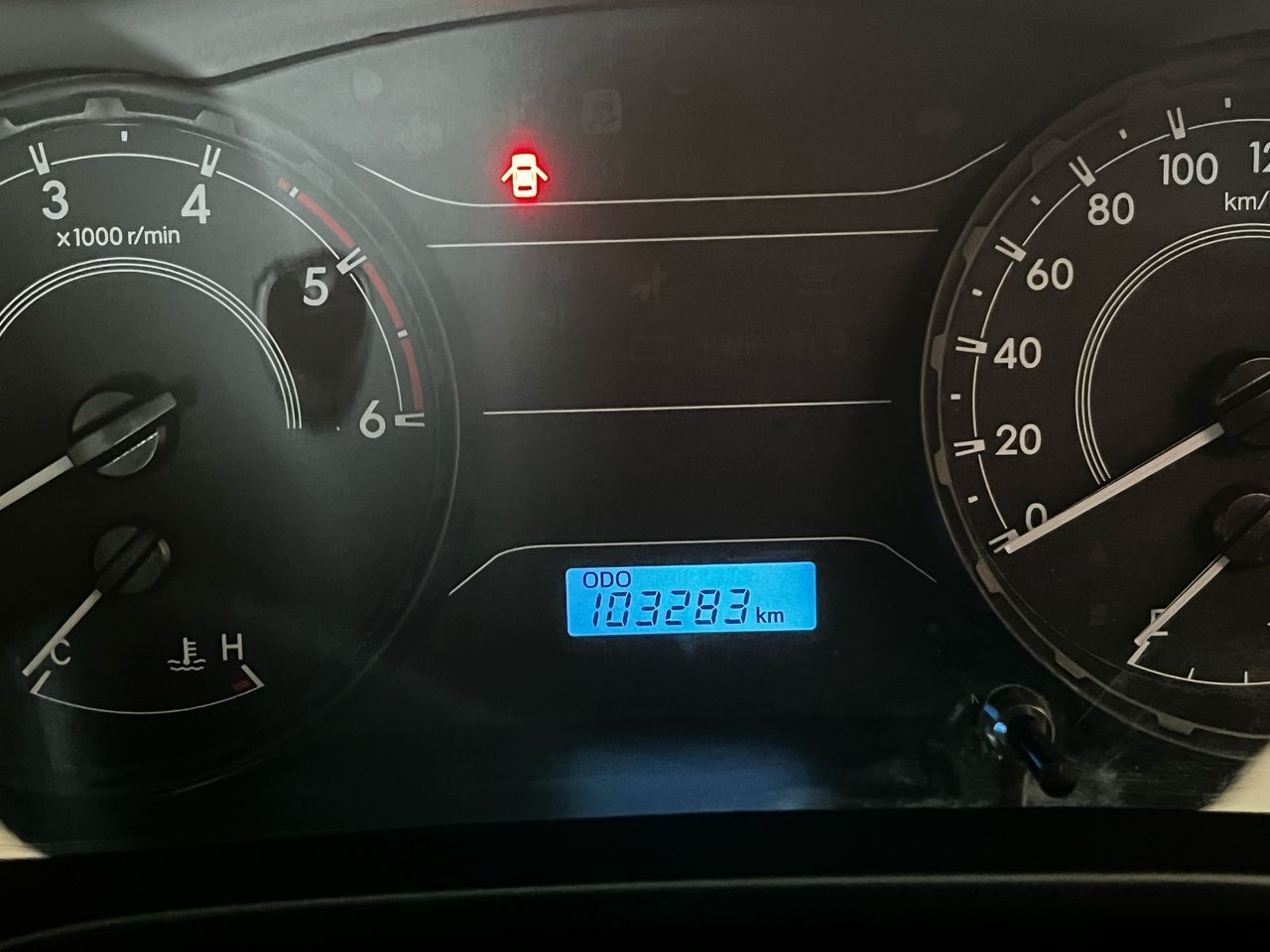 2024 Toyota Hilux photo 9