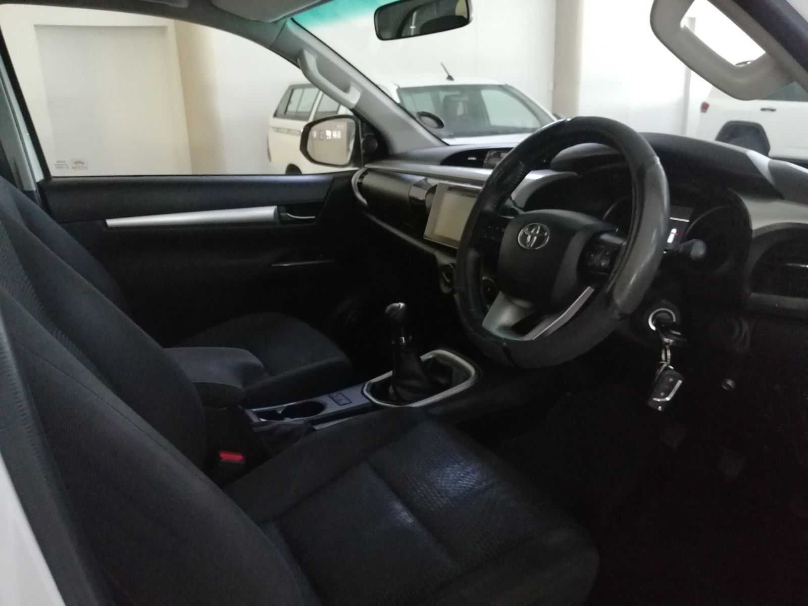 2016 Toyota Hilux photo 6