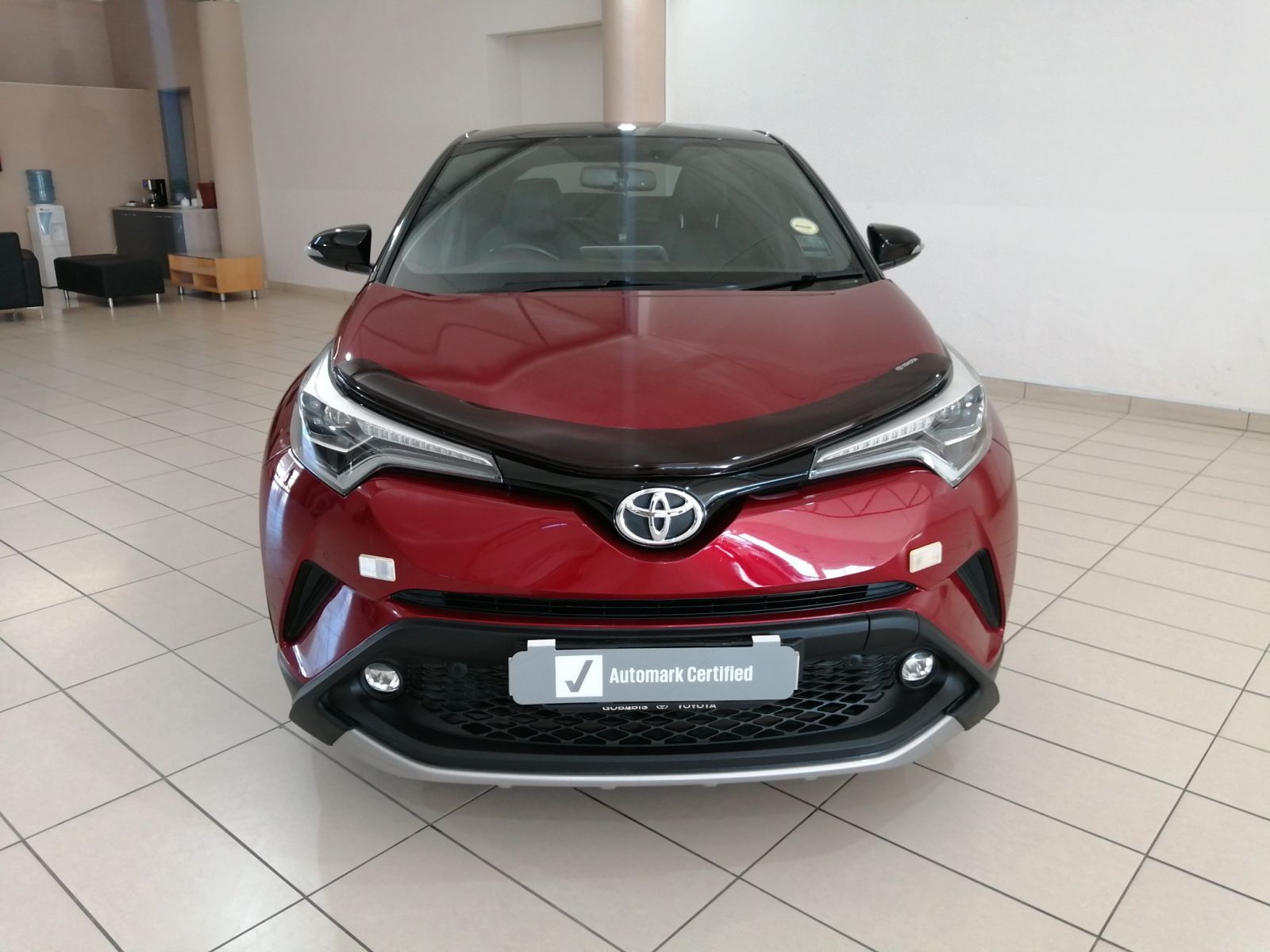 2019 Toyota C-HR photo 3