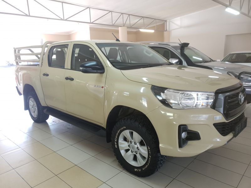 2019 Toyota Hilux photo 2