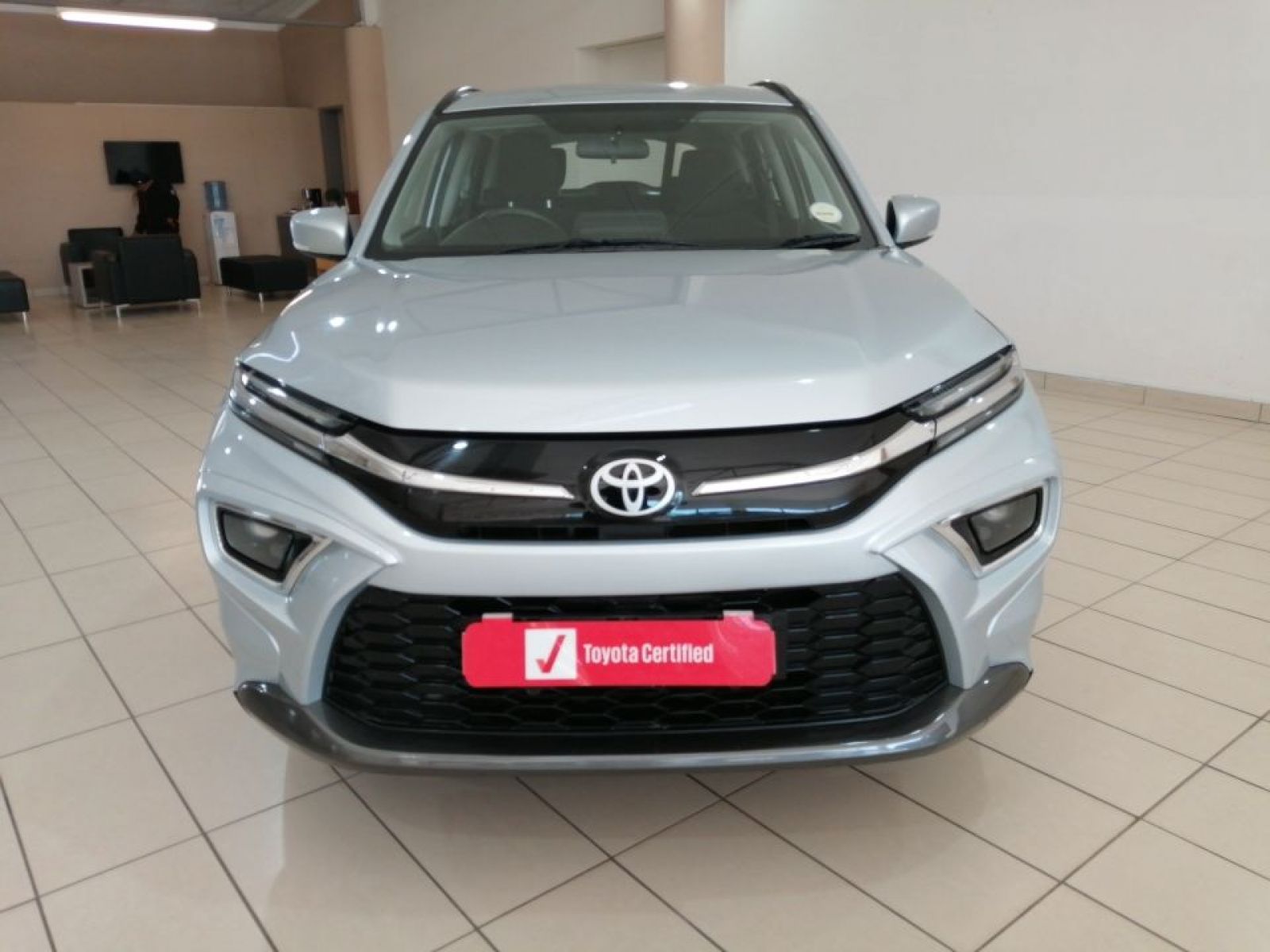 2024 Toyota Urban Cruiser photo 4