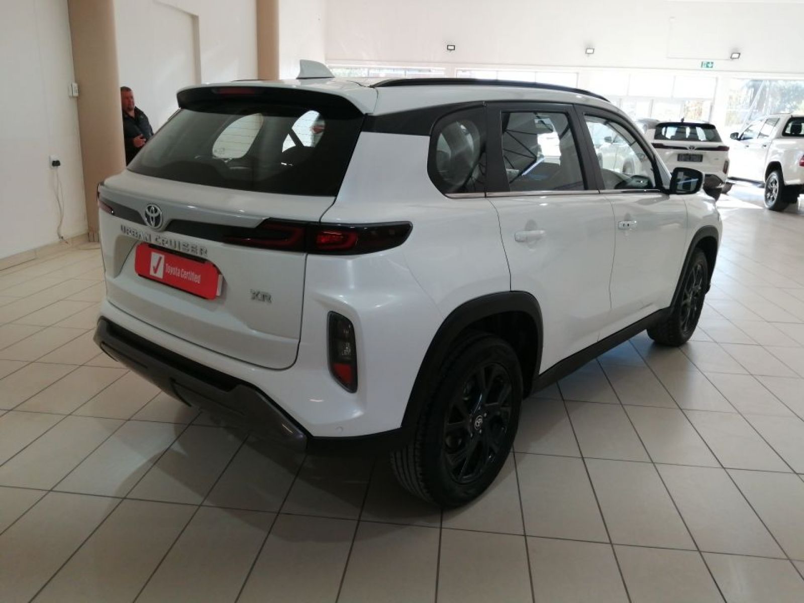 2024 Toyota Urban Cruiser photo 2
