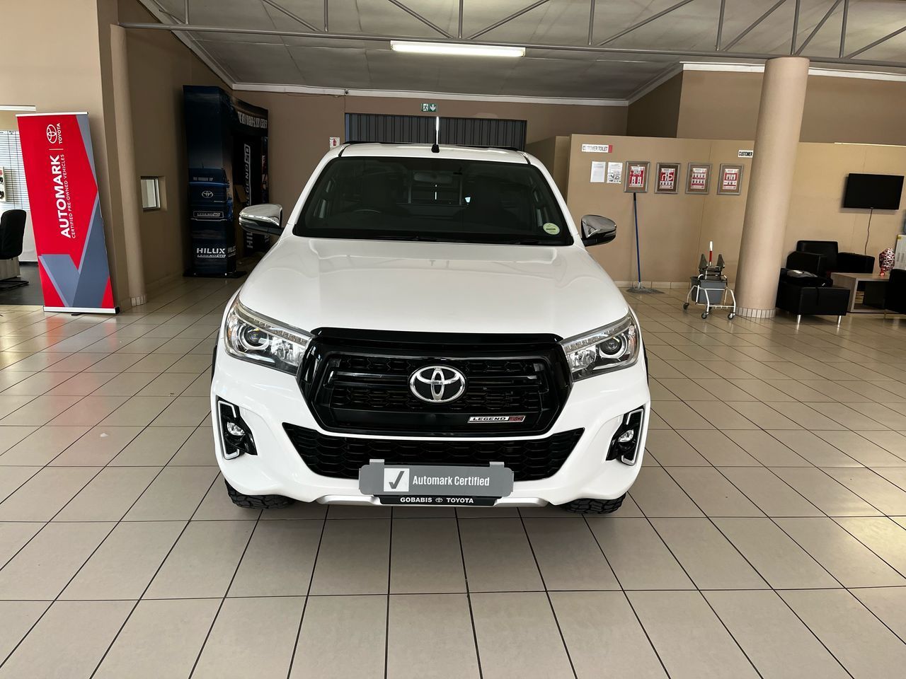 2020 Toyota Hilux photo 2