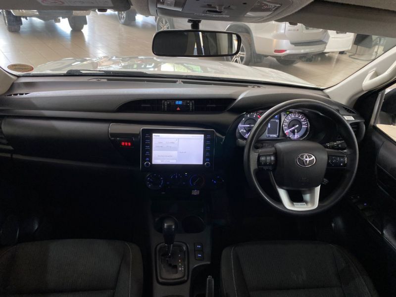 2022 Toyota Hilux photo 7