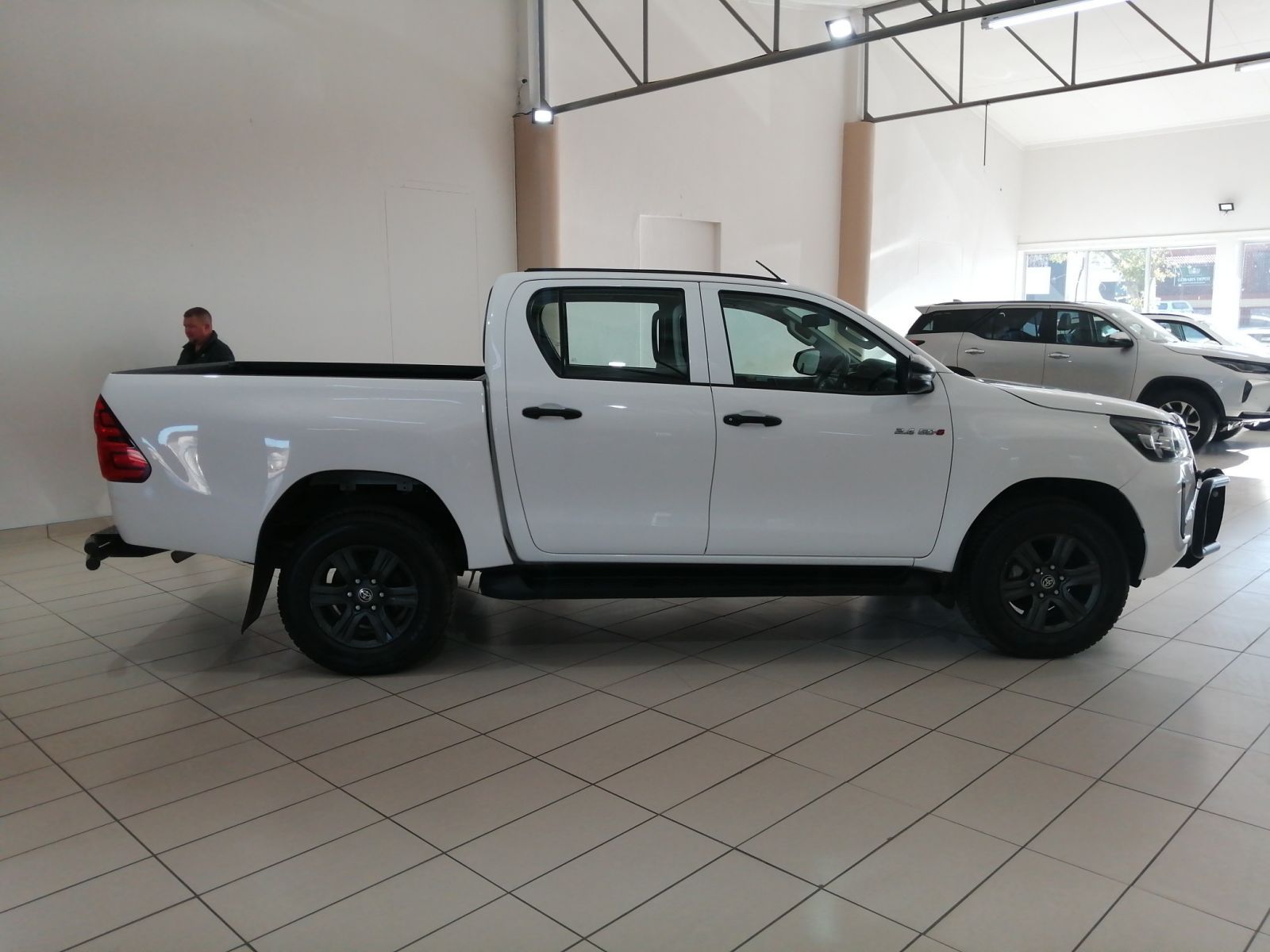 2023 Toyota Hilux photo 3