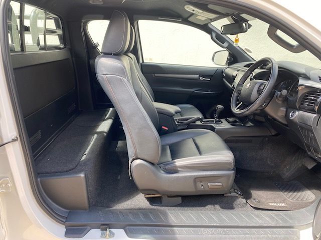 2024 Toyota Hilux photo 10