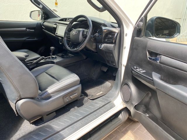 2024 Toyota Hilux photo 11