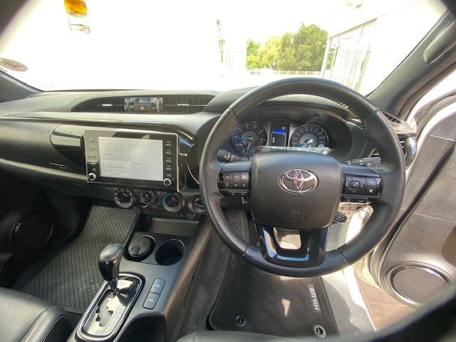 2024 Toyota Hilux photo 13