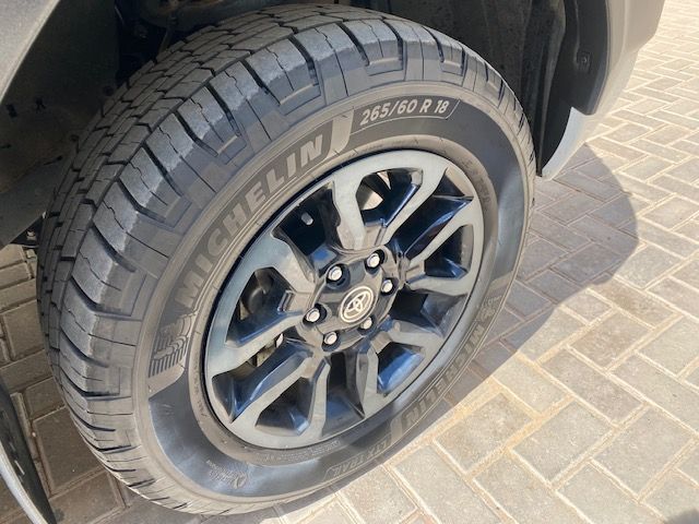 2024 Toyota Hilux photo 9