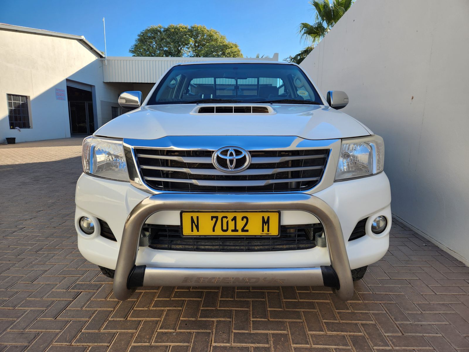 2014 Toyota Hilux photo 2