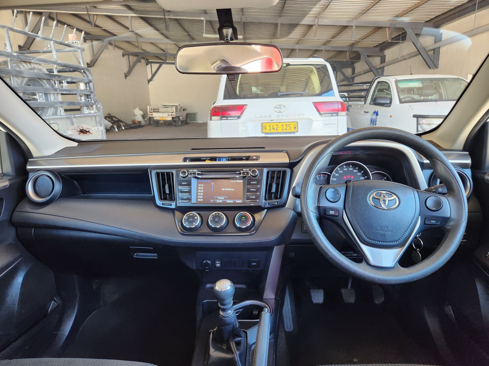 2016 Toyota Rav4 photo 6