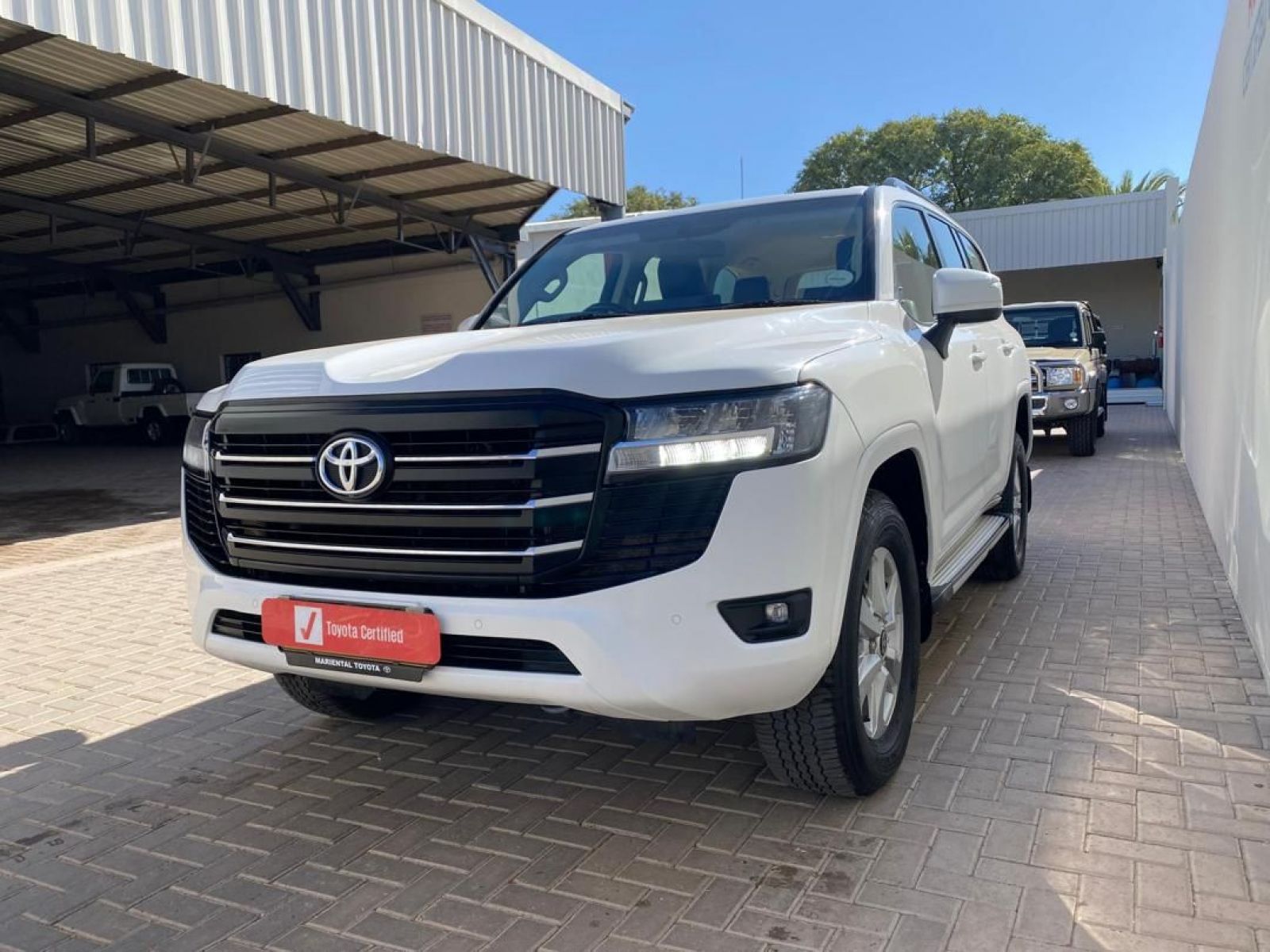 2022 Toyota Land Cruiser photo 4