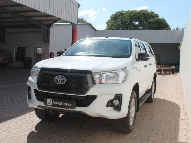 2019 Toyota Hilux photo 3