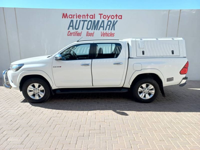 2016 Toyota Hilux photo 3