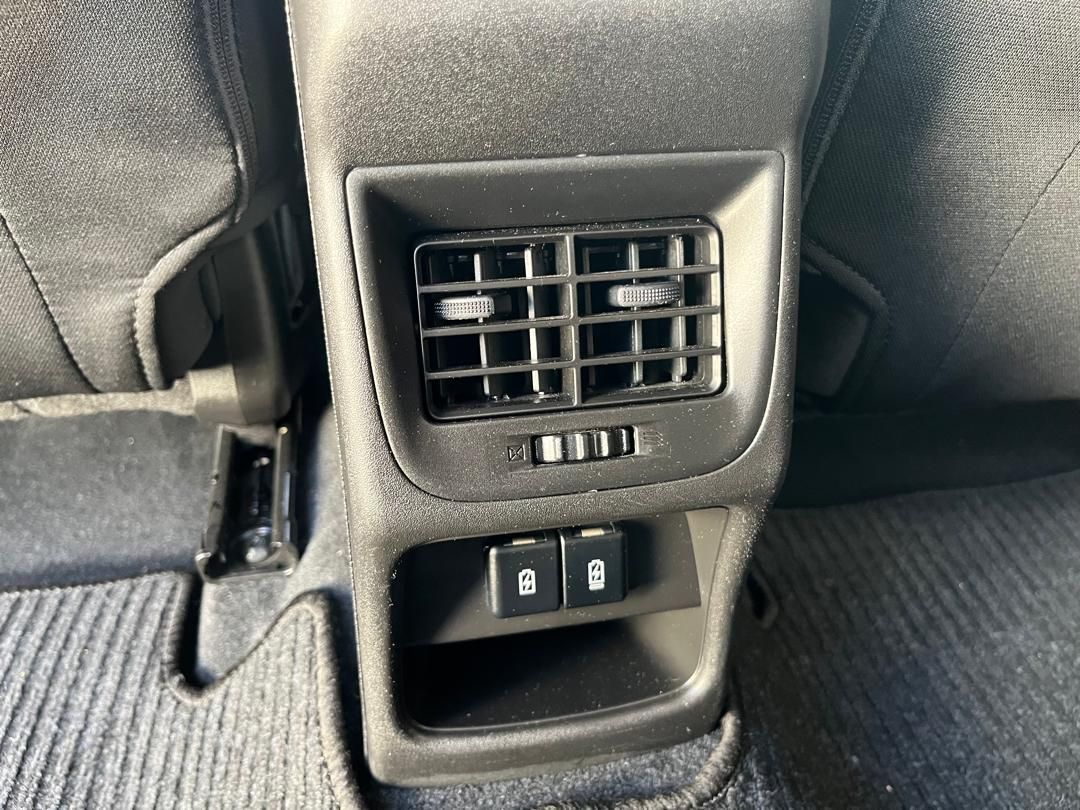 2024 Toyota Starlet photo 12