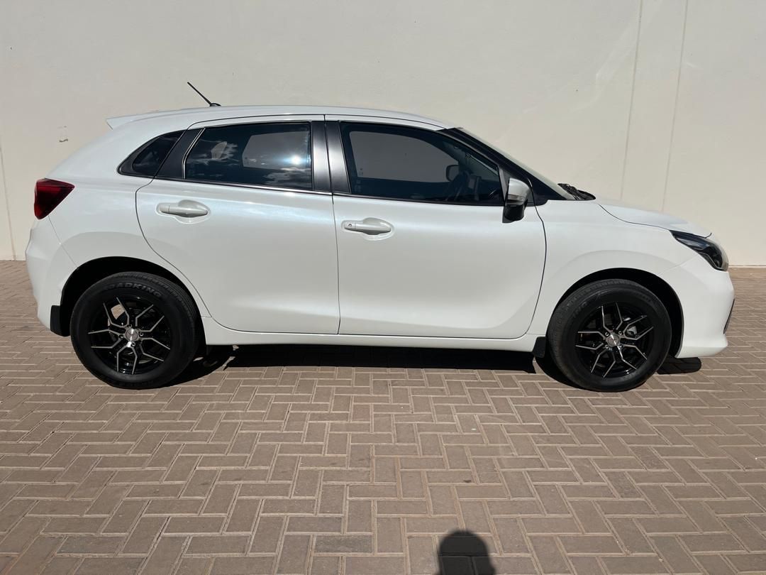 2024 Toyota Starlet photo 2