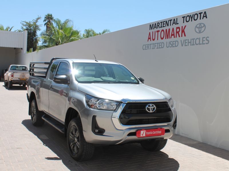2021 Toyota Hilux photo 1
