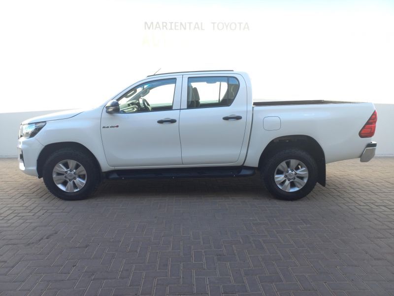 2019 Toyota Hilux photo 3