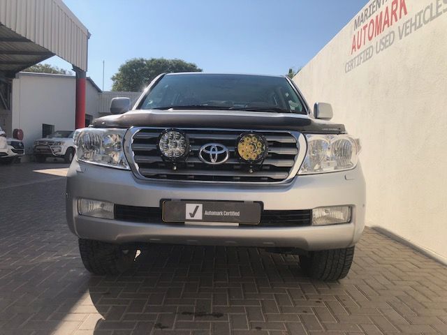 2008 Toyota Land Cruiser photo 3