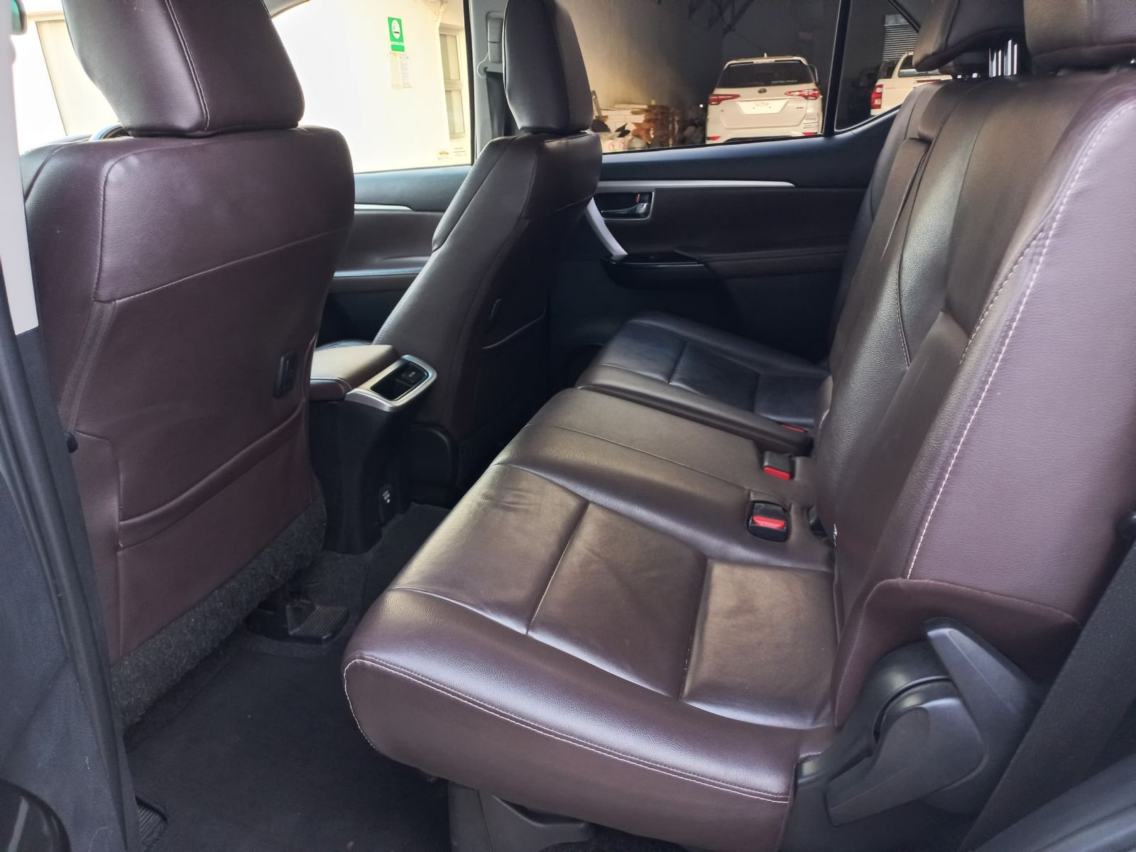 2019 Toyota Fortuner photo 9