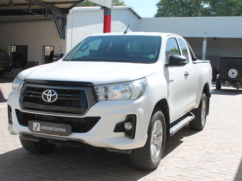 2019 Toyota Hilux photo 3