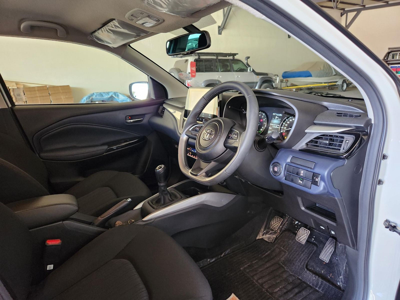 2024 Toyota Starlet photo 7