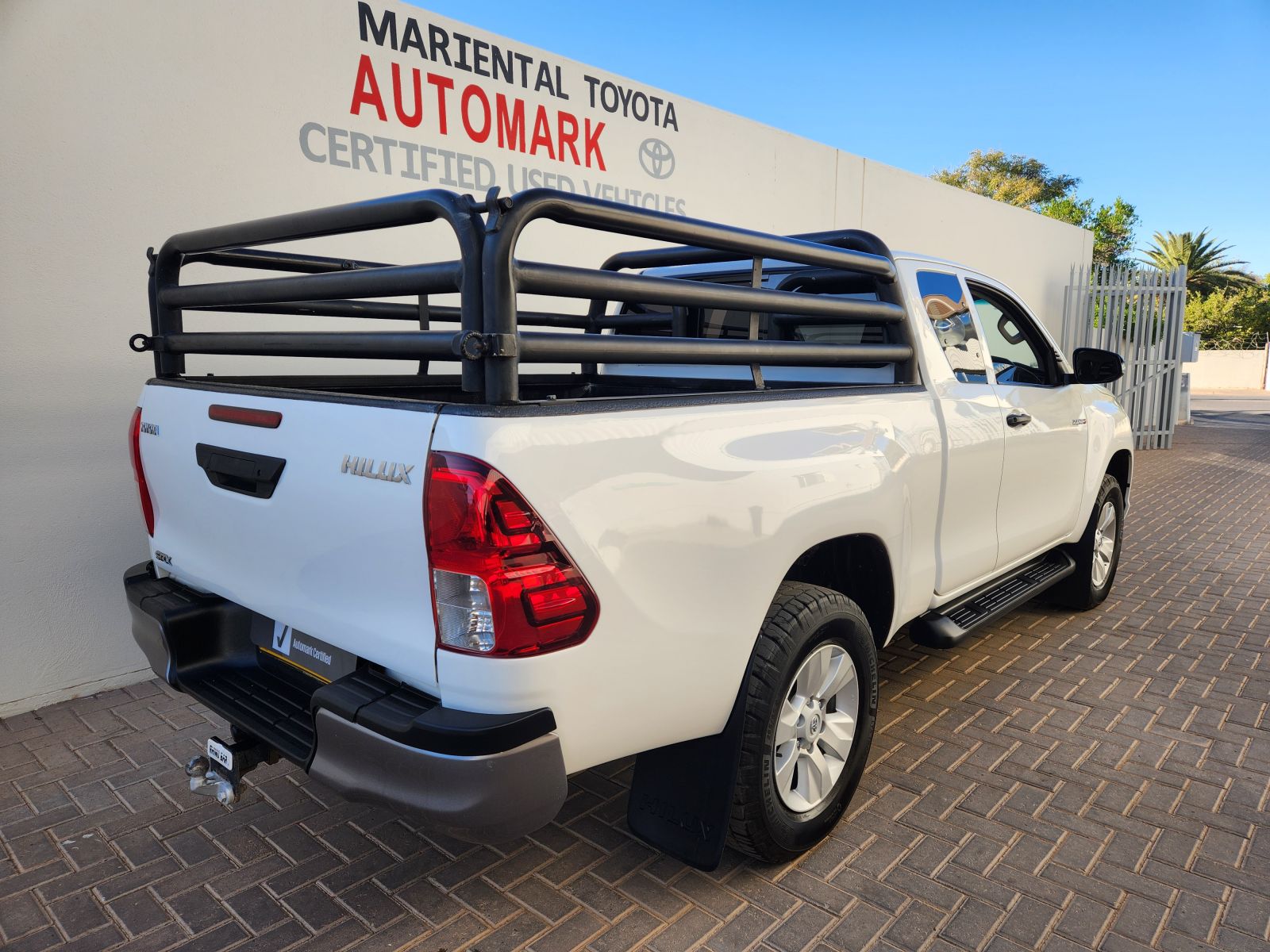 2020 Toyota Hilux photo 4