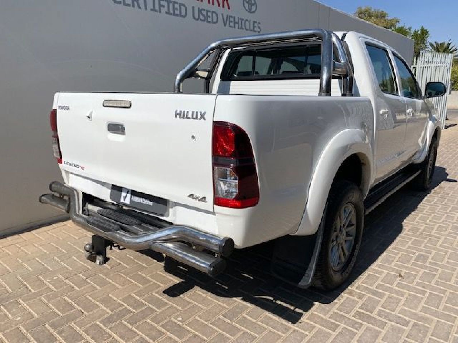 2015 Toyota Hilux photo 5