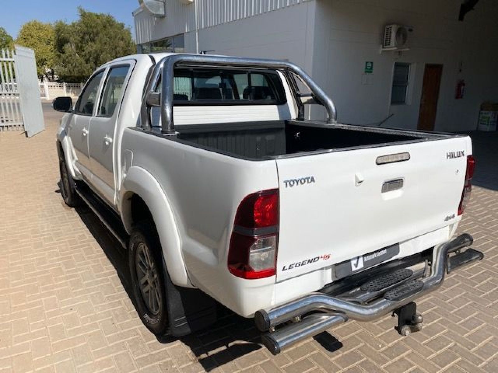 2015 Toyota Hilux photo 7