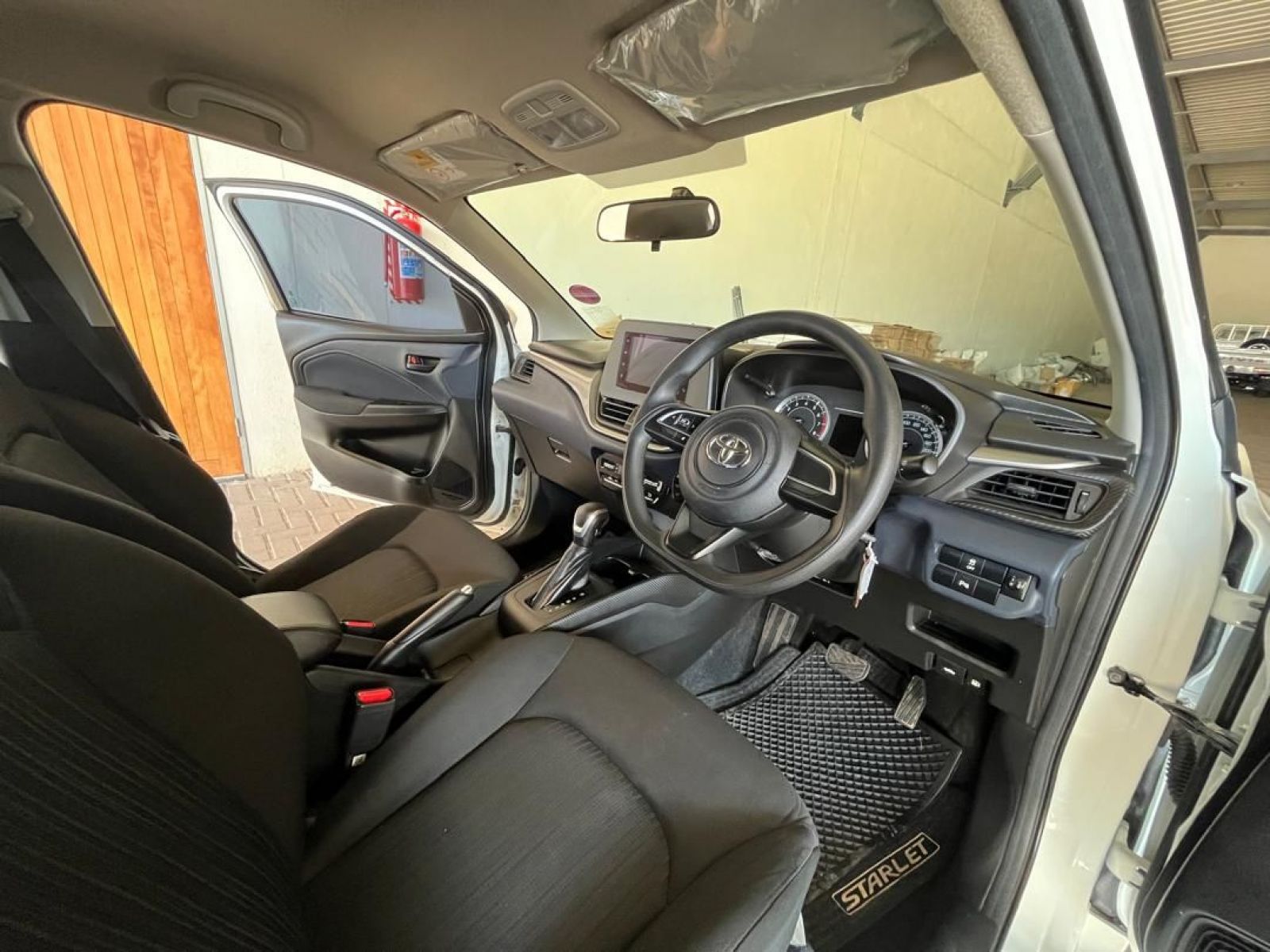 2023 Toyota Starlet photo 9